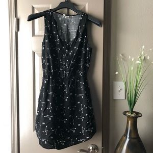 LBD (Little Black Dress)